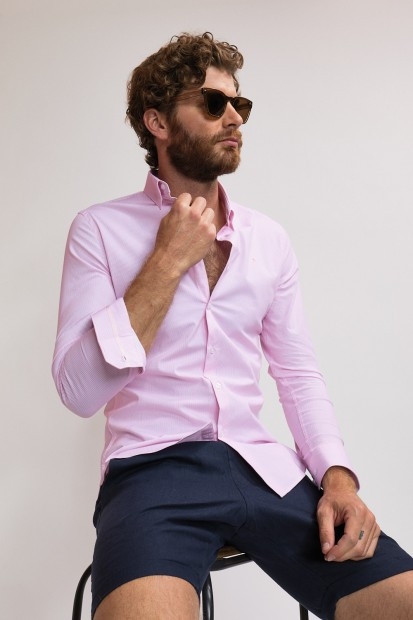 Chemise manches longues à fines rayures rose pour homme