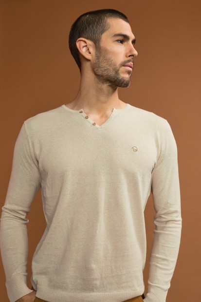 Pull fin pour homme beige col V
